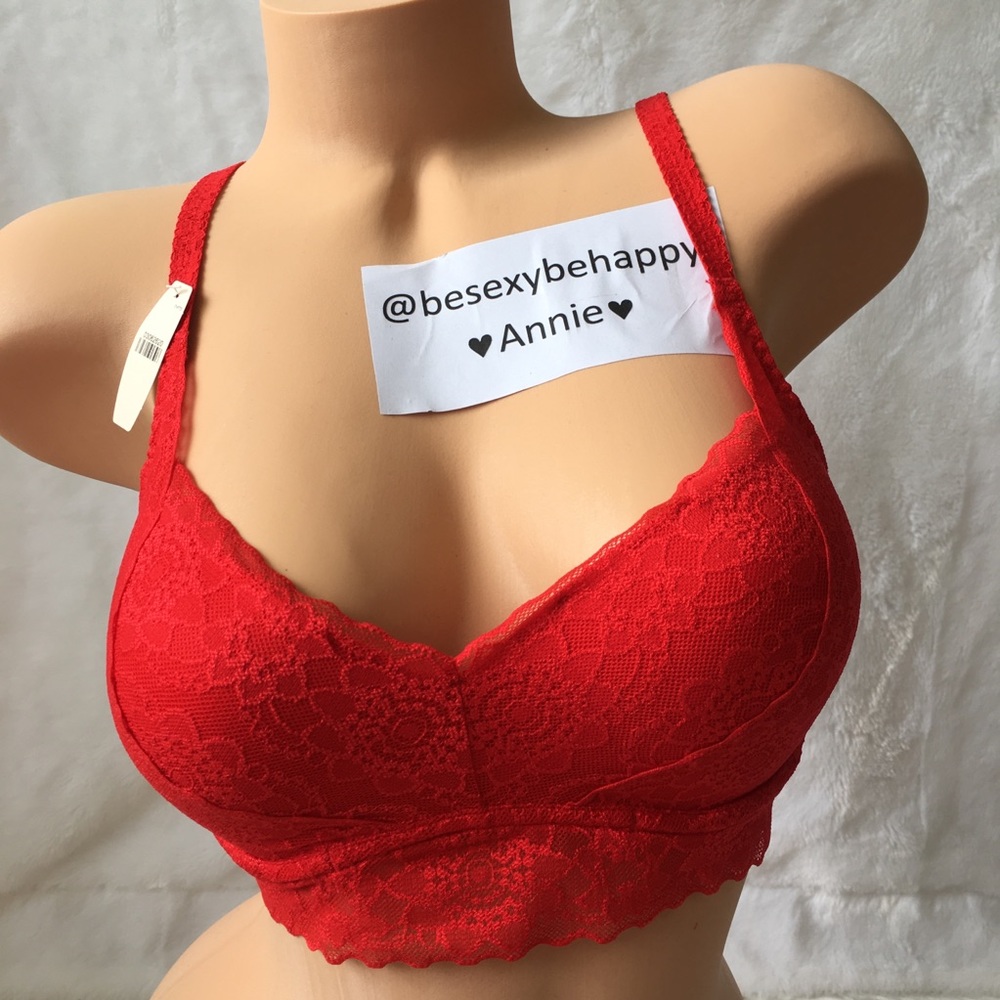 VS PINK PUSH UP BRALETTE SIZE SMALL d-dd
